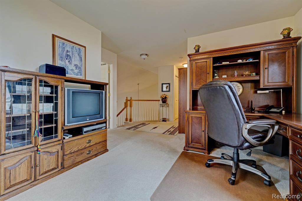 6927 STONEWOOD Place, Clarkston, MI — Photo 35