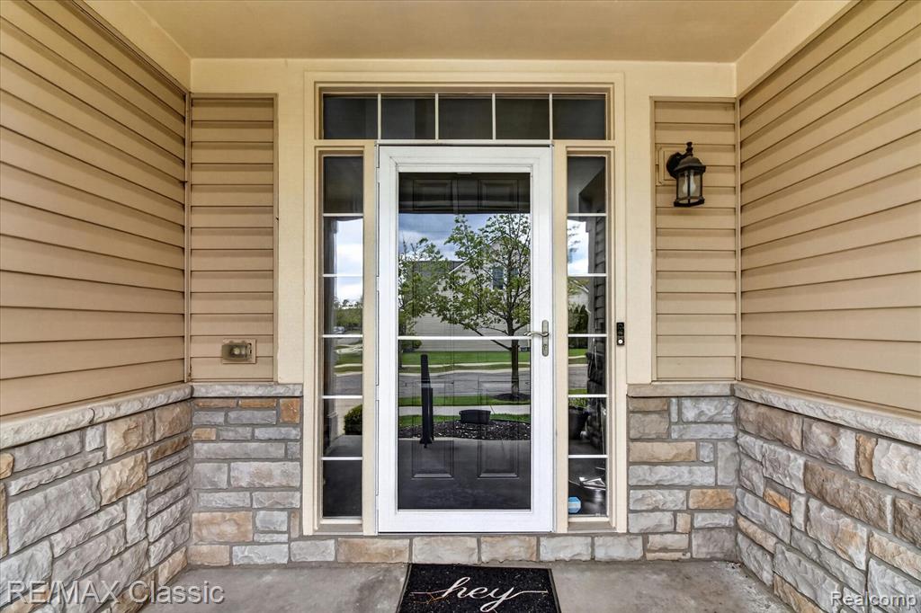 2298 Calibouge, 32, Commerce Twp, MI 48382 — Photo 5