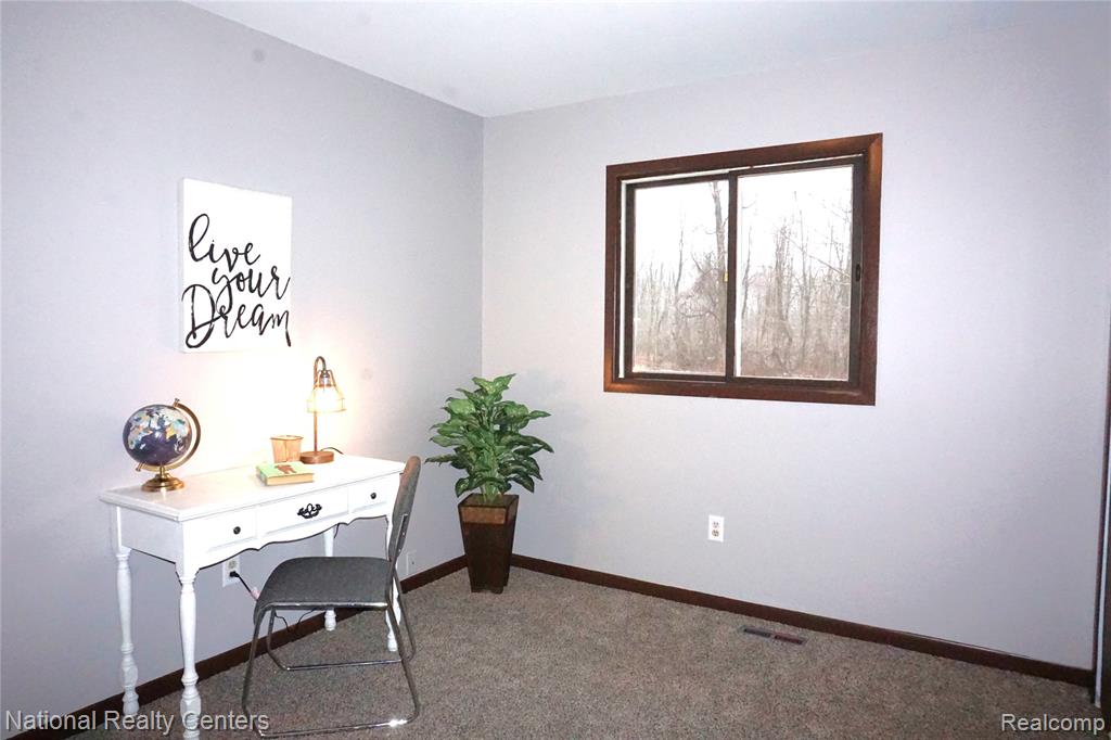 1495 Briggsville Road, Fowlerville, MI 48836 — Photo 21