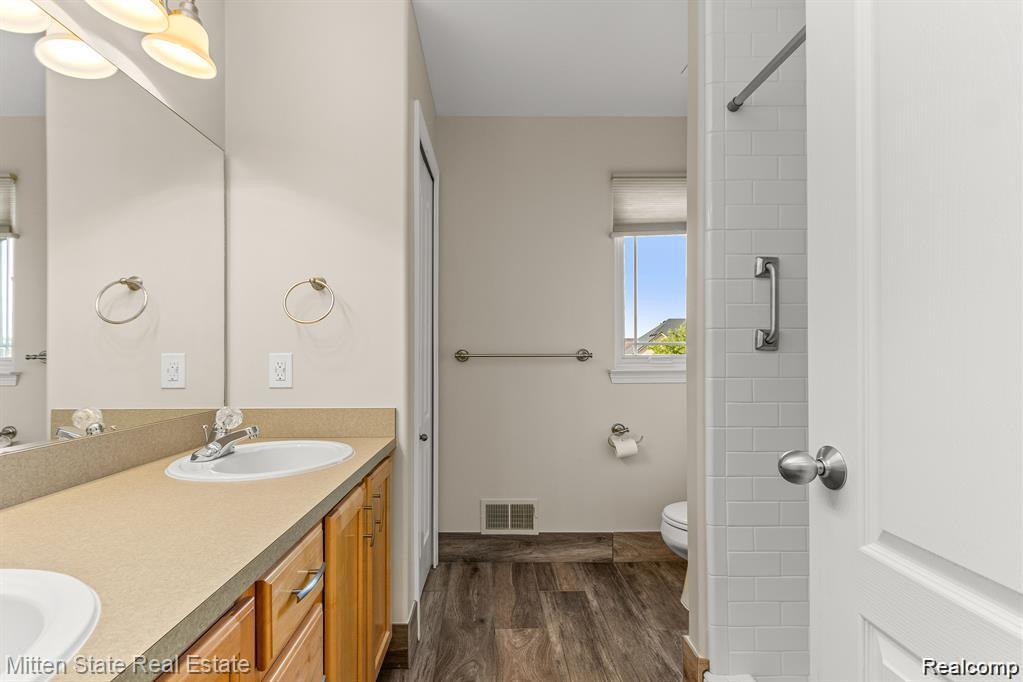 21254 Clayton Drive, Macomb, MI 48044 — Photo 23