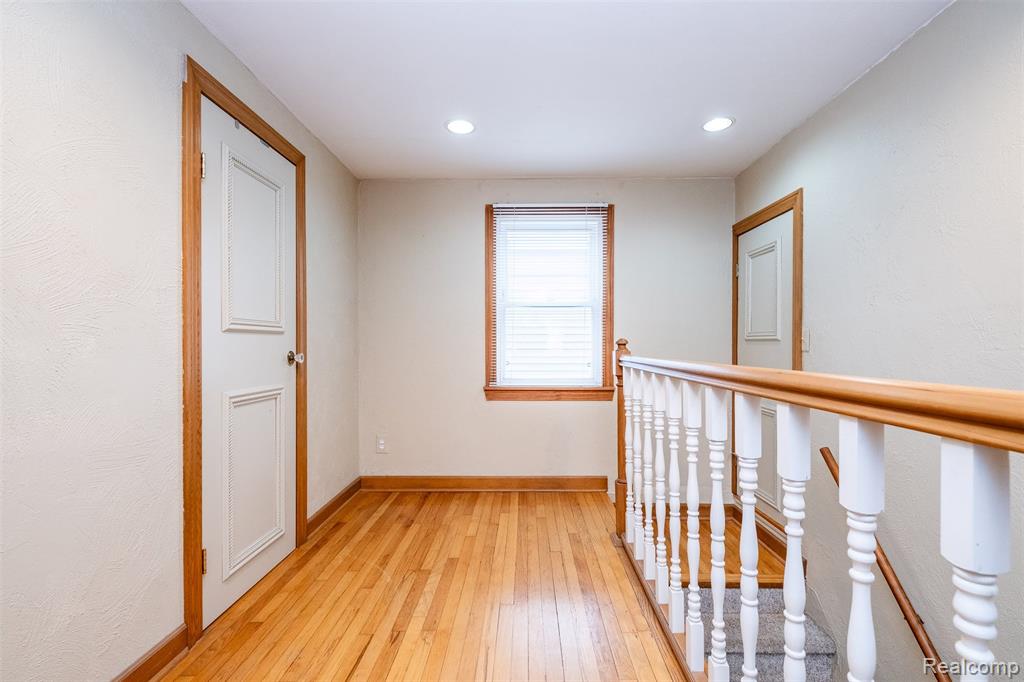 807 Vermont Avenue, Royal Oak, MI 48067 — Photo 23
