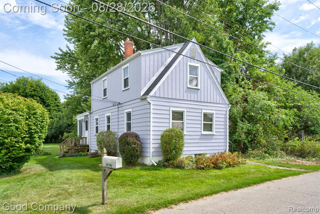 29700 Riverside Bay Court, Harrison Township, MI