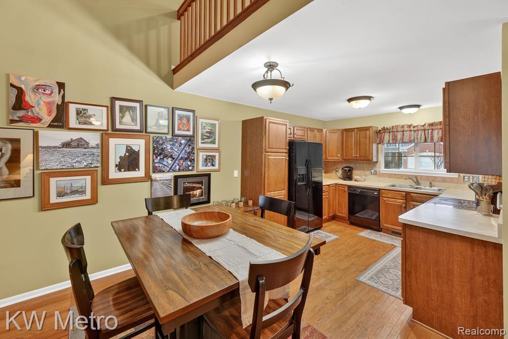 4668 Summer Ridge Drive, Howell, MI 48843 — Photo 17