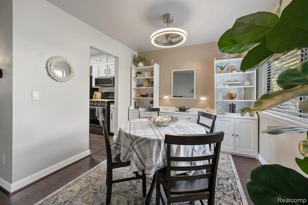 886 Yorktown Court, Northville, MI 48167 — Photo 25