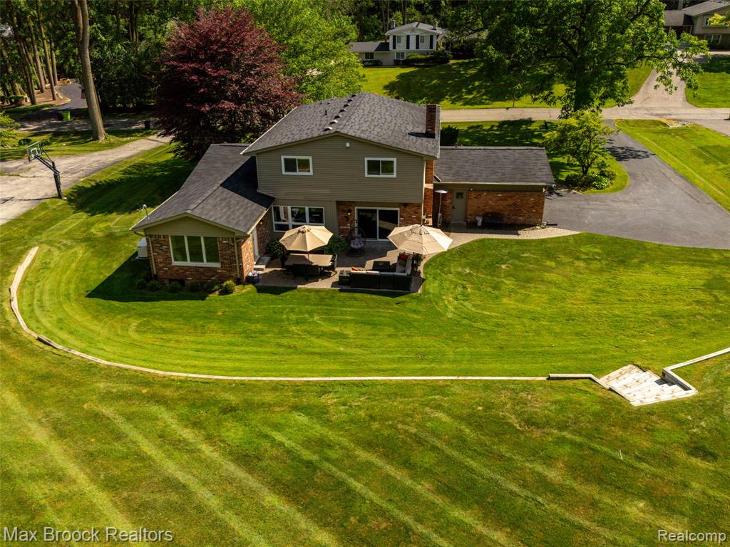 6907 W Knollwood Circle, West Bloomfield, MI — Photo 41