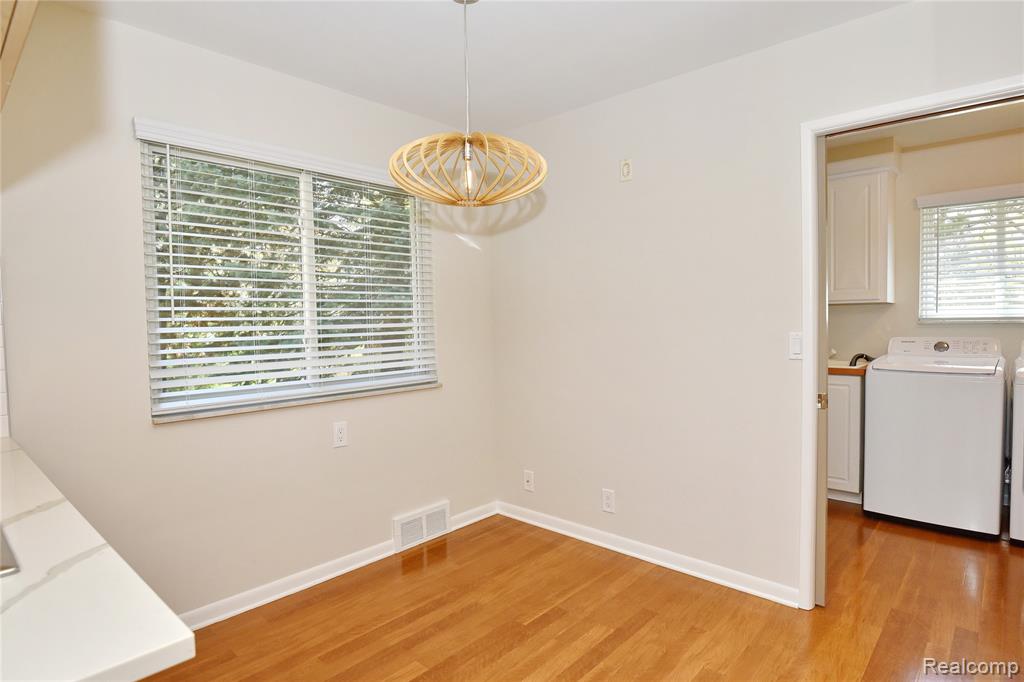 5255 KELLEN Lane, Bloomfield Hills, MI 48302 — Photo 14