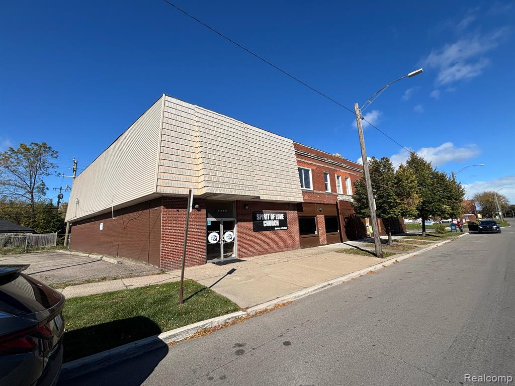15635 MACK Avenue, Detroit, MI 48224 — Photo 24