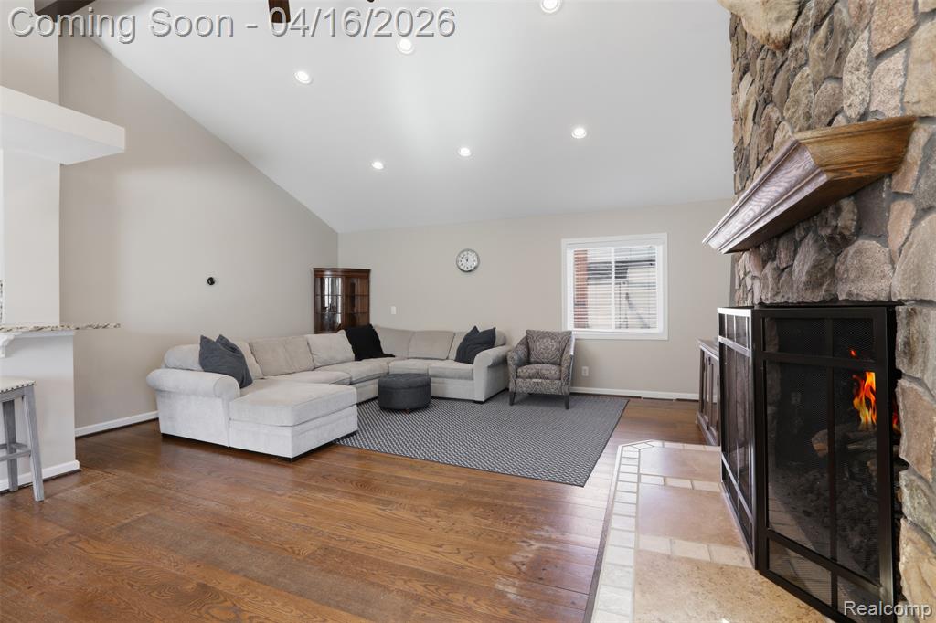 4350 Mandalay Avenue, Royal Oak, MI 48073 — Photo 15