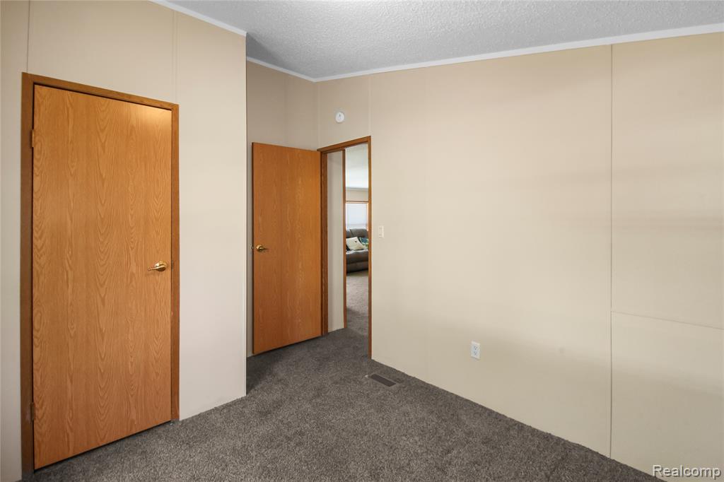 3713 Watermill Lane, Carleton, MI 48117 — Photo 16