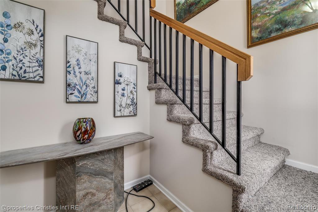 45727 Heather Ridge Drive, 224, Macomb, MI 48044 — Photo 2