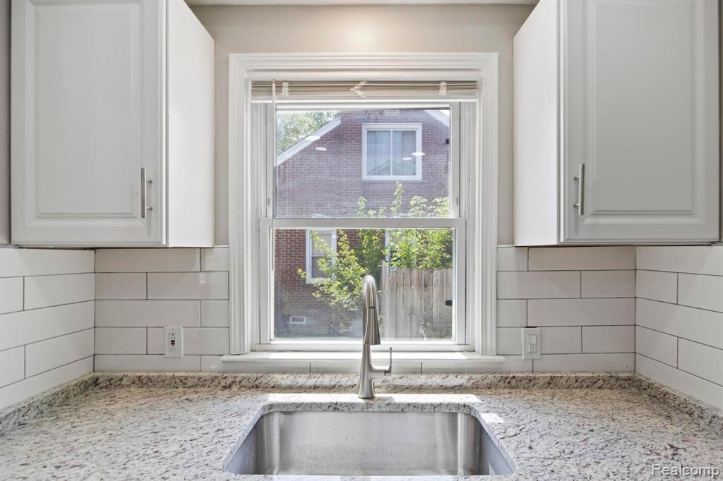 8105 BRAMELL, Redford, MI 48239 — Photo 13