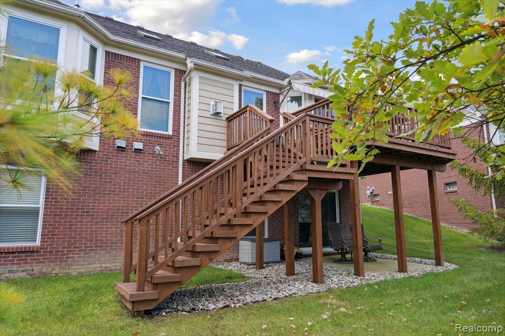 40627 LENOX PARK Drive, Novi, MI 48377 — Photo 24