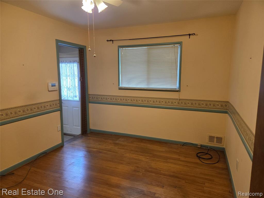7946 McKinley Street, Taylor, MI 48180 — Photo 16