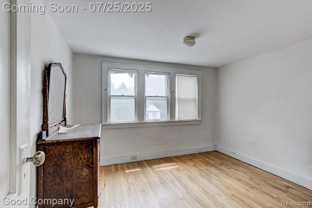 7271 Wiegand Boulevard, Center Line, MI 48015 — Photo 17