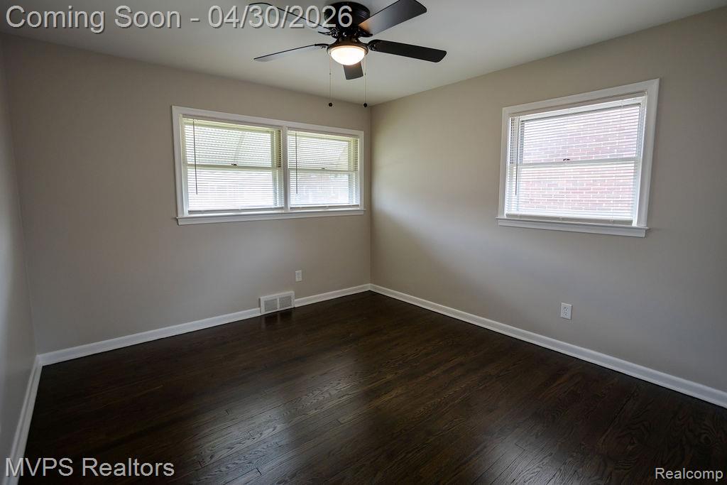 16133 Bell Avenue, Eastpointe, MI 48021 — Photo 9