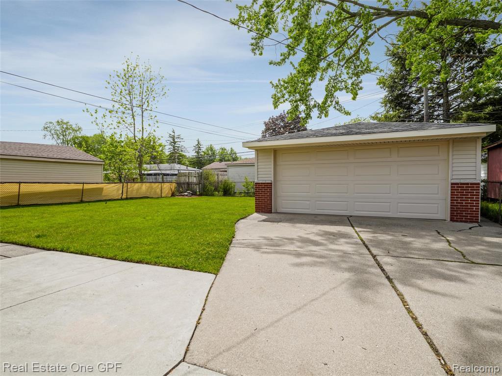 5214 Busch Avenue, Warren, MI 48091 — Photo 35