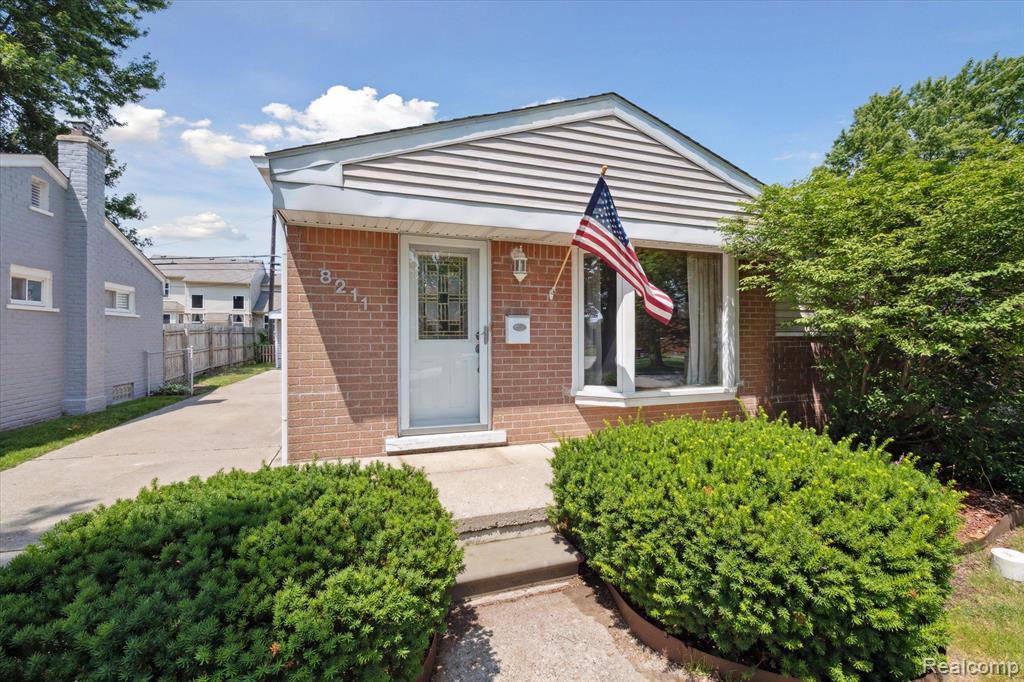 8211 TERRI Drive, Westland, MI — Photo 5