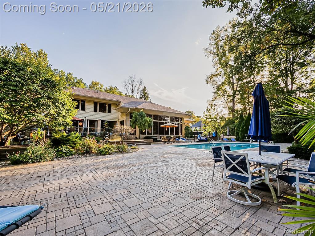 17477 IRIS Circle, Clinton Twp, MI 48036 — Photo 14