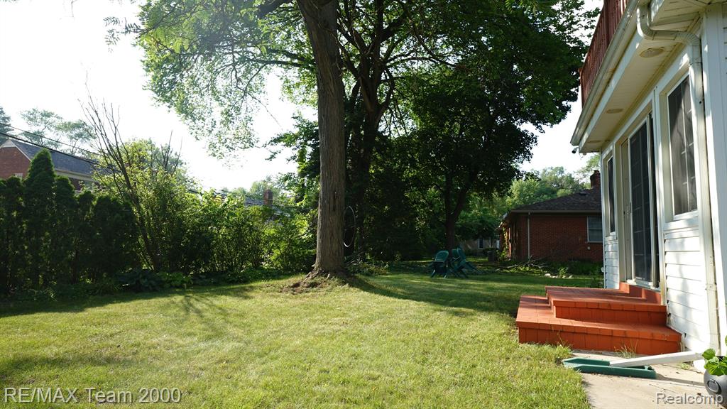 3 BOONE Lane, Dearborn, MI 48120 — Photo 40