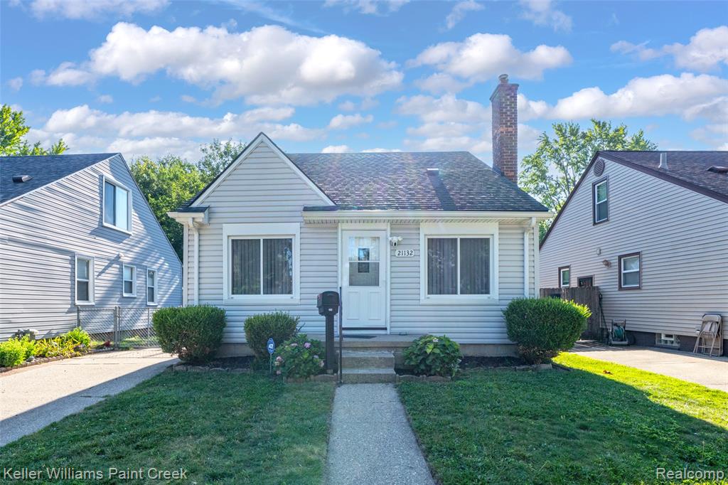 21132 Syracuse Avenue, Warren, MI 48091