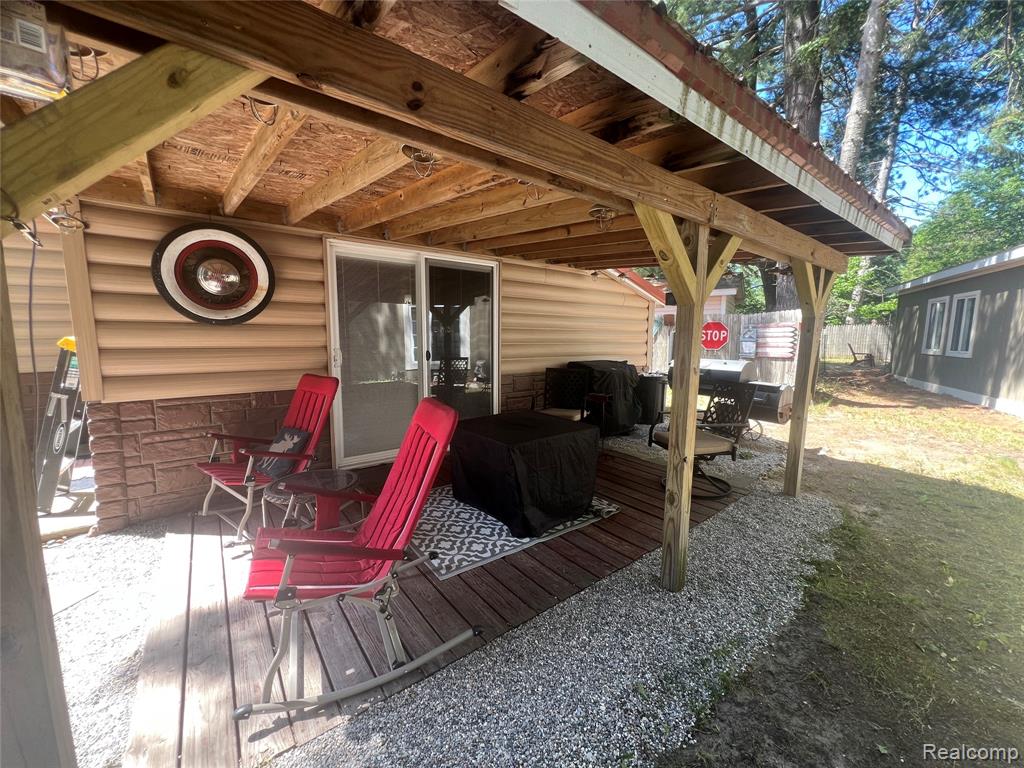 105 Alley Street, Lake, MI 48632 — Photo 3