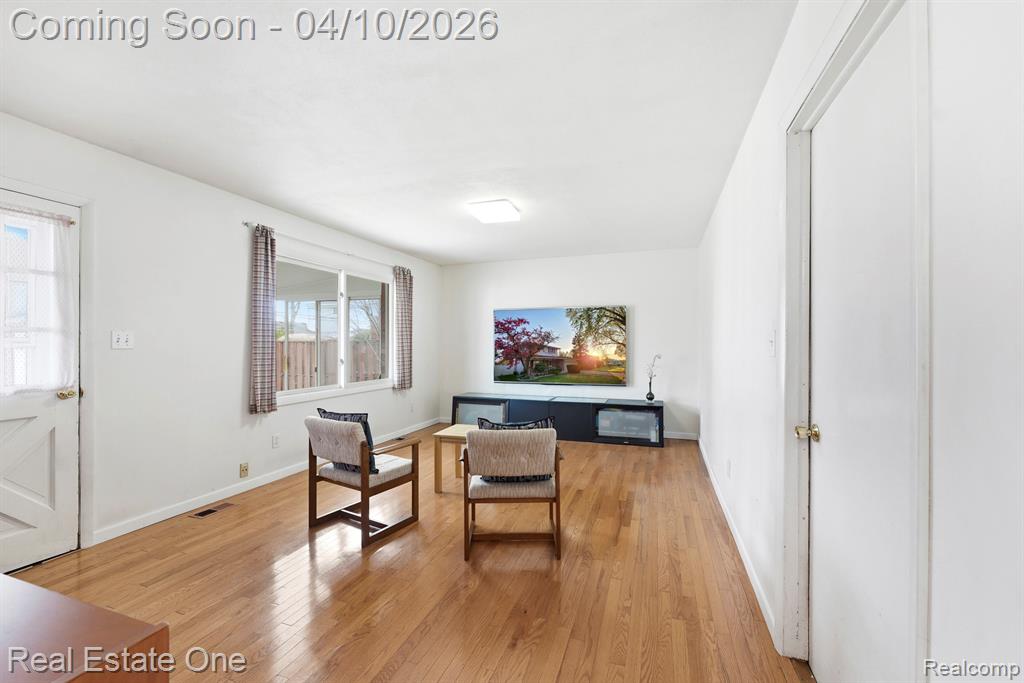 14262 Dundee Street, Riverview, MI 48193 — Photo 10