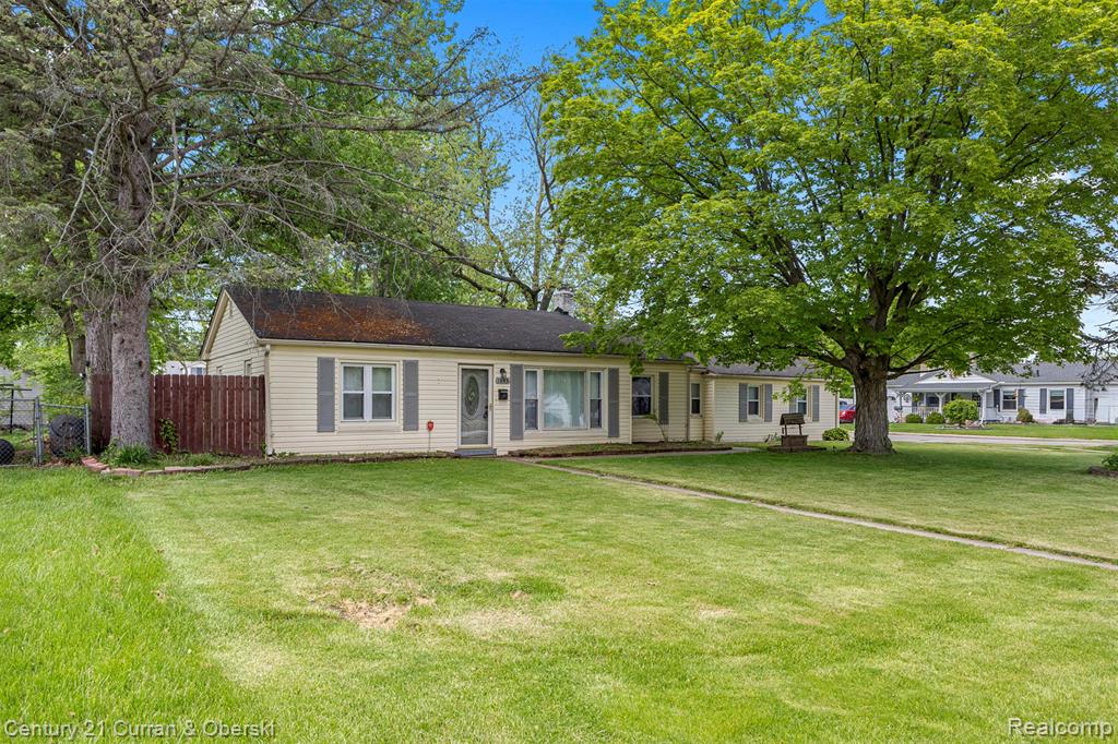 1843 Lathers Street, Garden City, MI — Photo 3