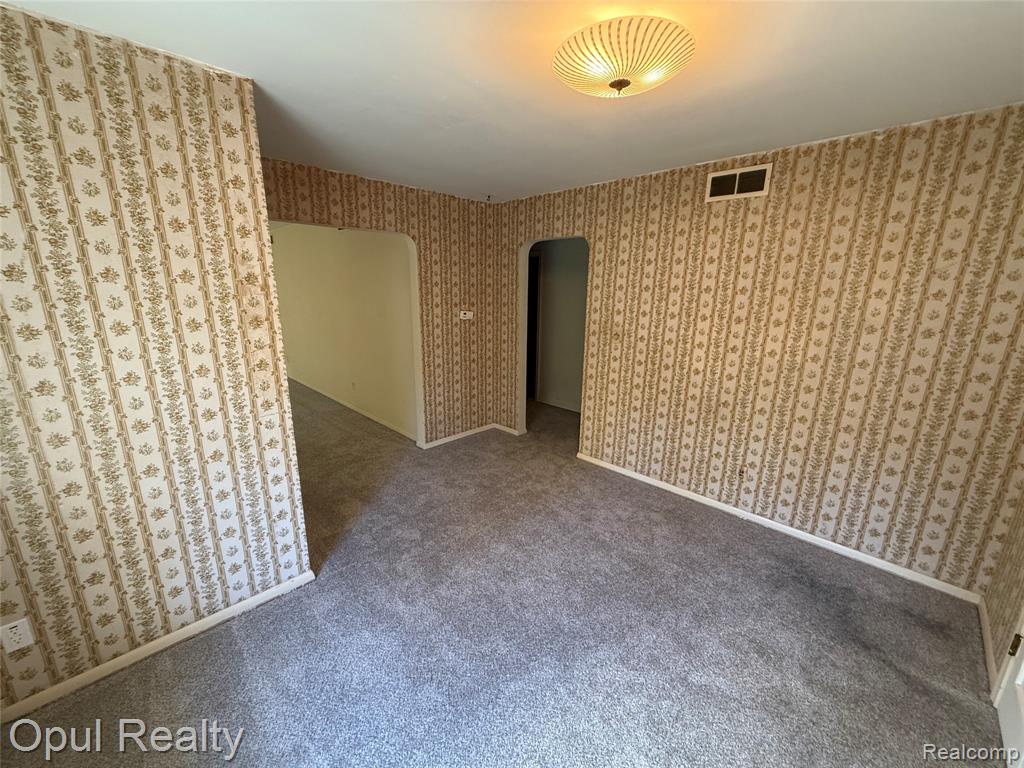 42550 Clemons Drive, Plymouth, MI 48170 — Photo 15