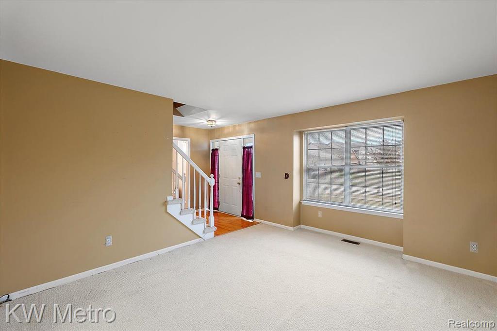 3767 PARKLAWN Drive, Canton, MI 48188 — Photo 18