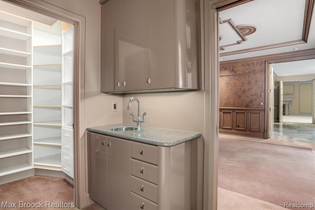 4366 KAREN Lane, Bloomfield Hills, MI 48302 — Photo 39