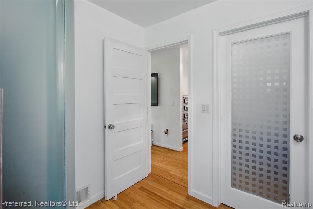 454 Woodland Drive, Saline, MI 48176 — Photo 23