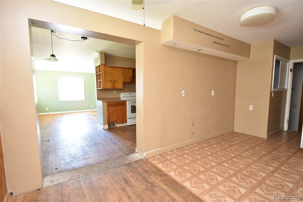 4602 Camden Avenue, Flint, MI 48507 — Photo 13