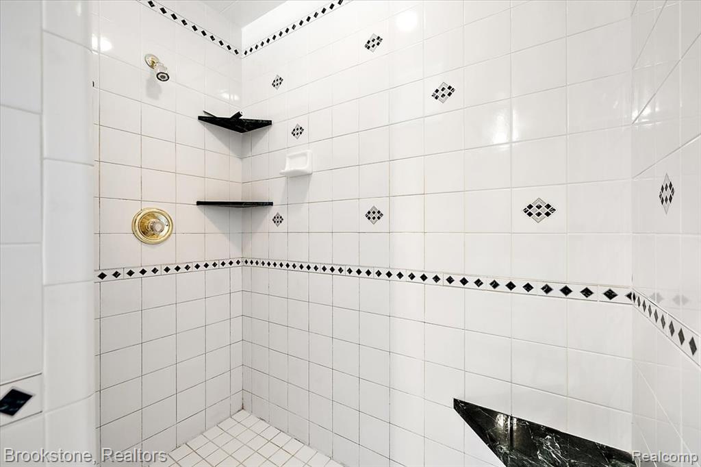 49650 Card Road, Macomb, MI 48044 — Photo 30