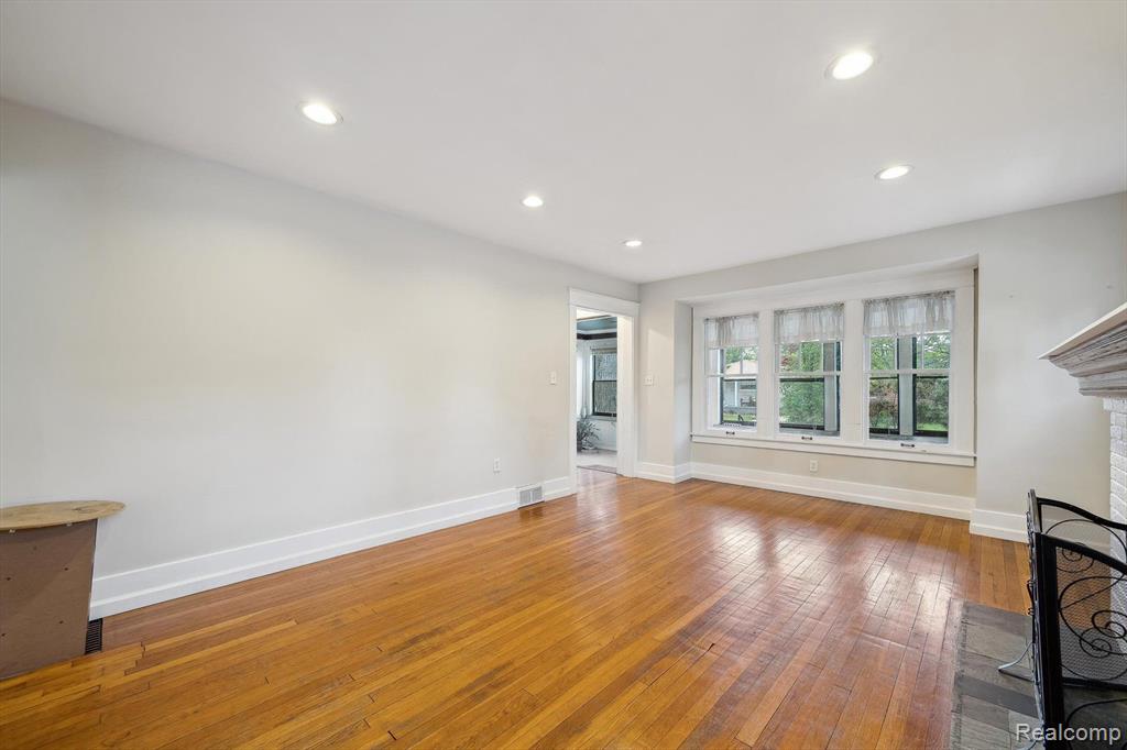 601 S Kenwood Avenue, Royal Oak, MI 48067 — Photo 7