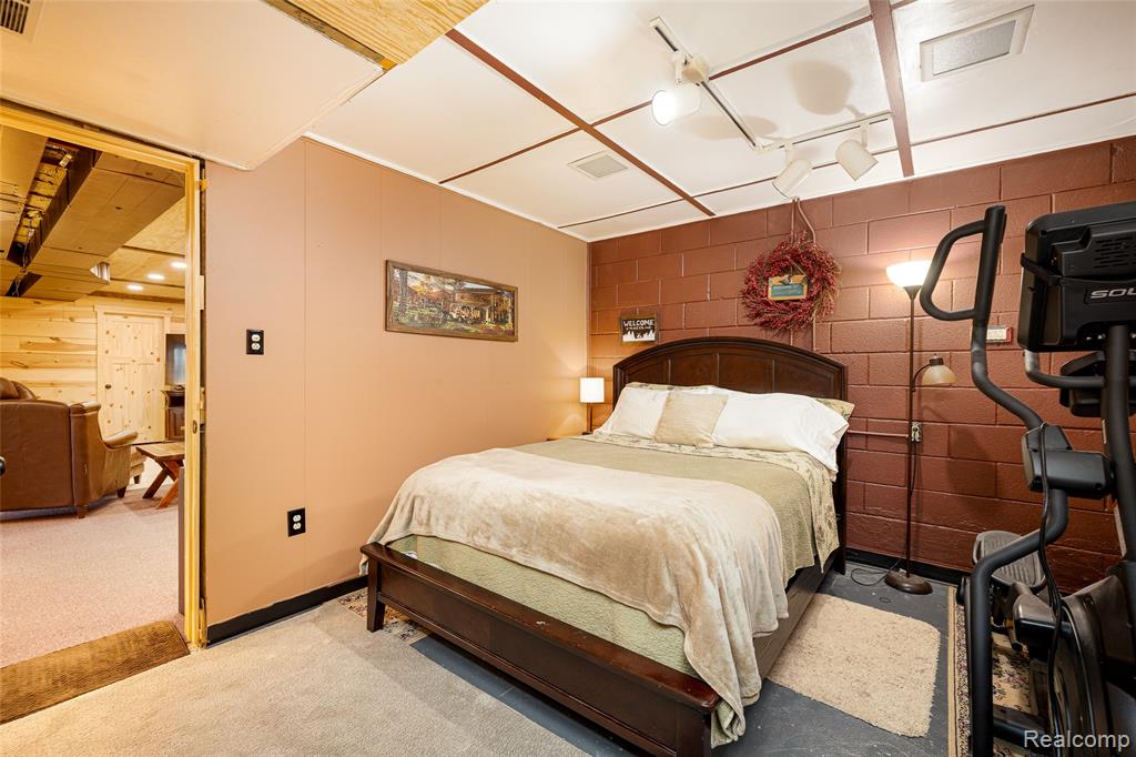 4609 Parker Drive, Howell, MI 48843 — Photo 32