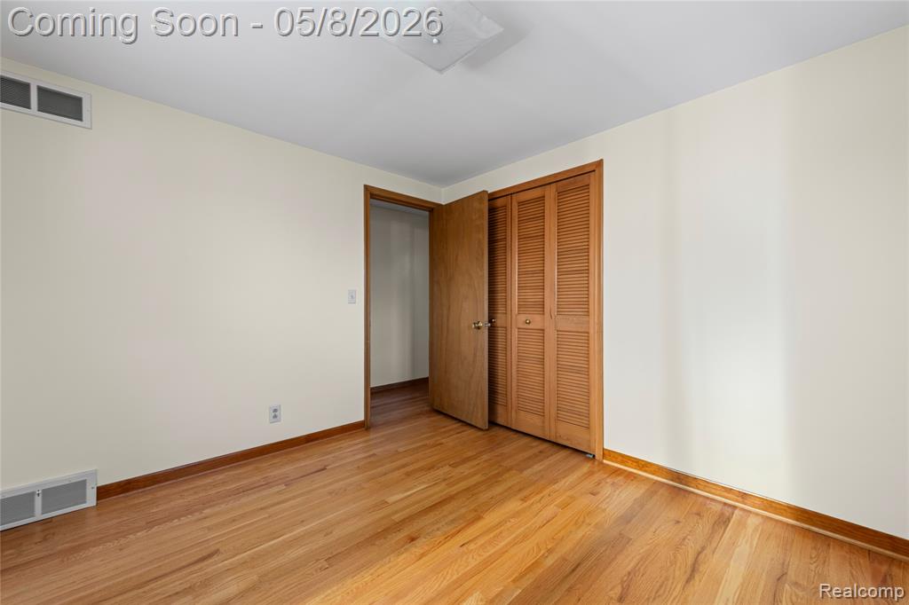 690 Briarcliff Drive, Grosse Pointe Woods, MI 48236 — Photo 31