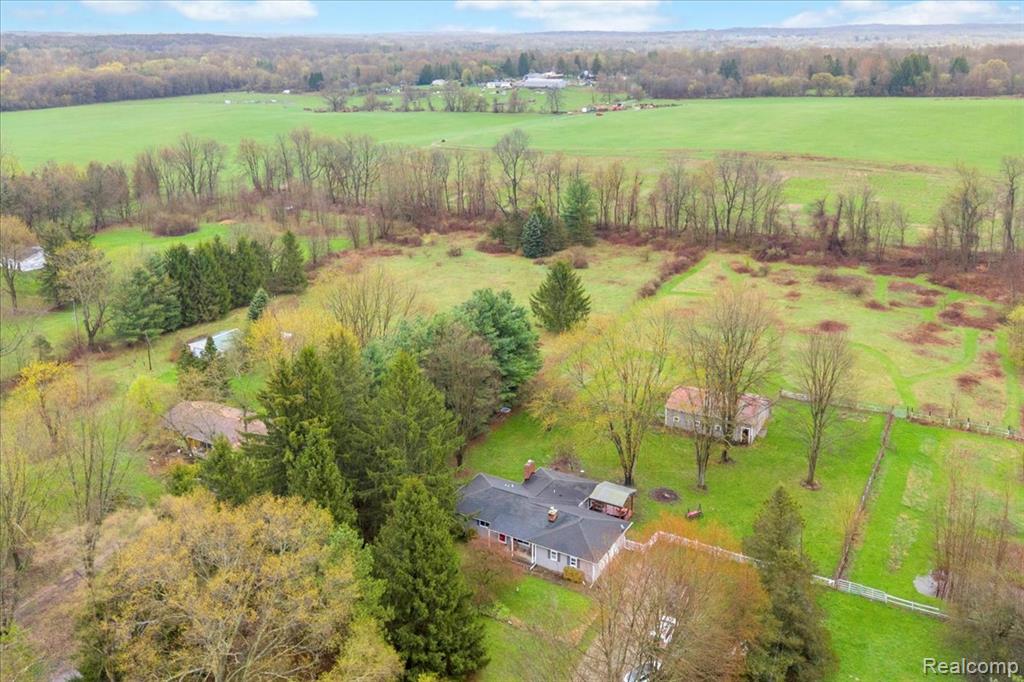 4360 Sherwood Road, Ortonville, MI 48462 — Photo 34