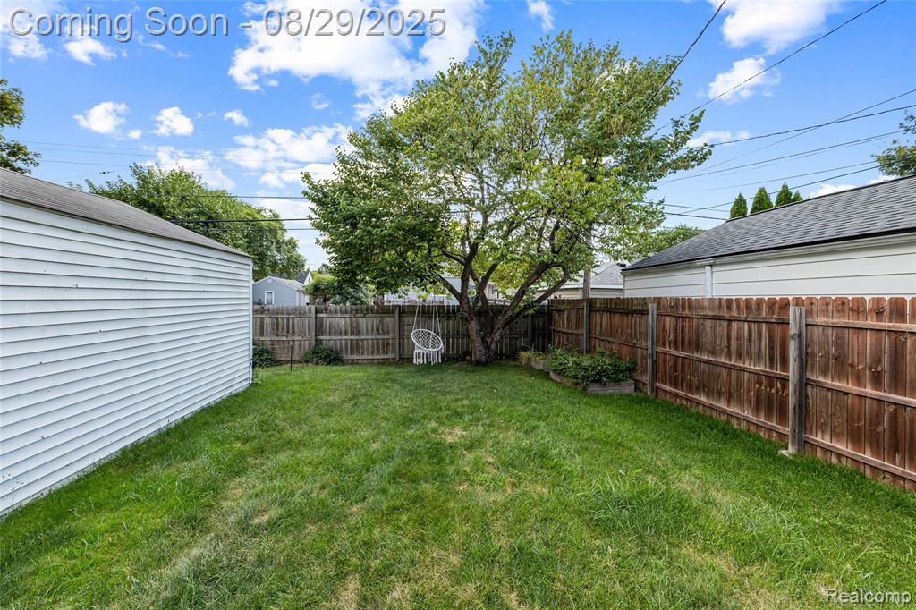 712 S Minerva Avenue, Royal Oak, MI 48067 — Photo 29