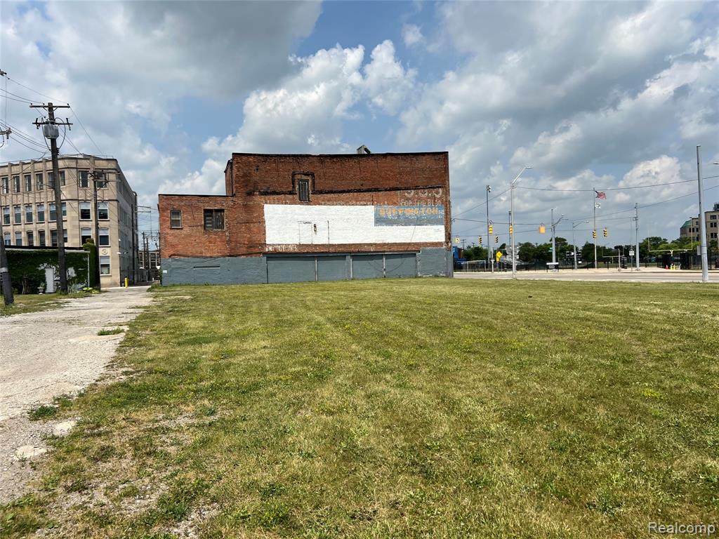2455 Grand River Avenue, Highland Park, MI 48201 — Photo 14