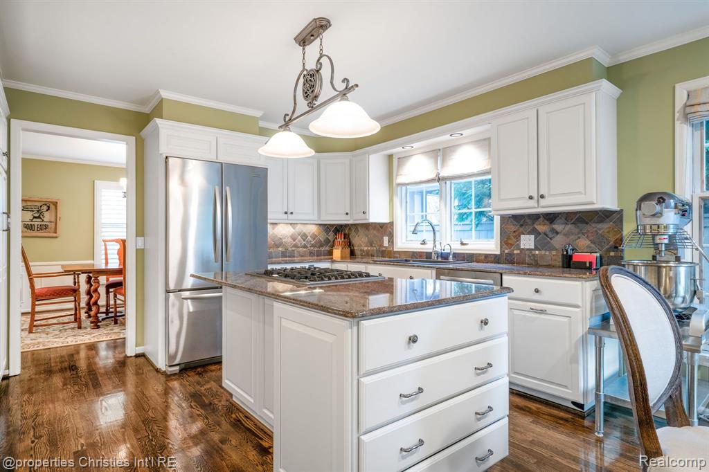 660 Woodland Street, Birmingham, MI 48009 — Photo 9