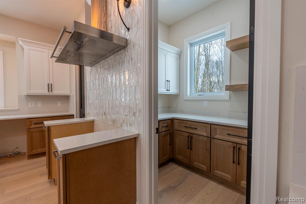 9033 DEERWOOD Road, Clarkston, MI 48348 — Photo 19