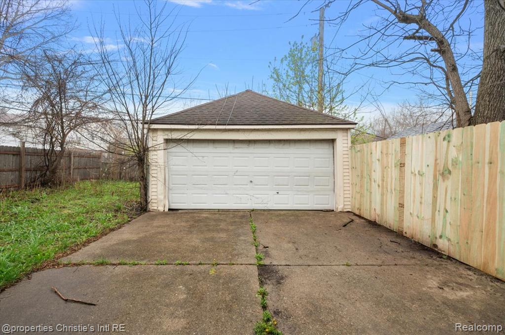 5040 Balfour Road, Detroit, MI 48224 — Photo 31