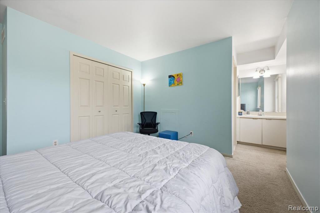 678 Highgate, Rochester Hills, MI 48307 — Photo 22