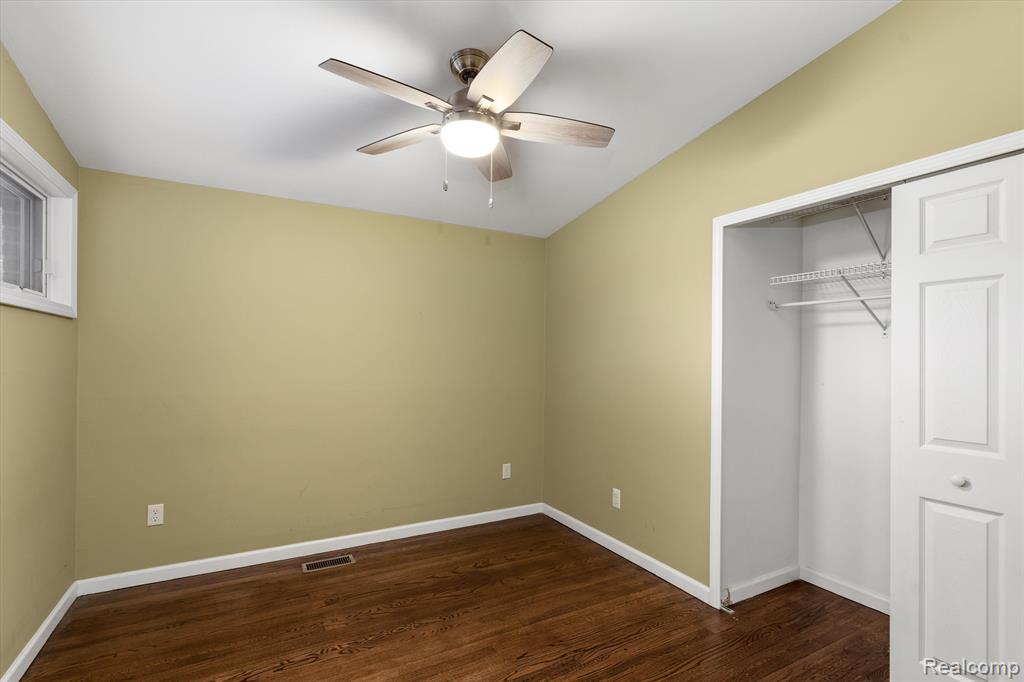 854 Brooklawn Drive, Troy, MI 48084 — Photo 18