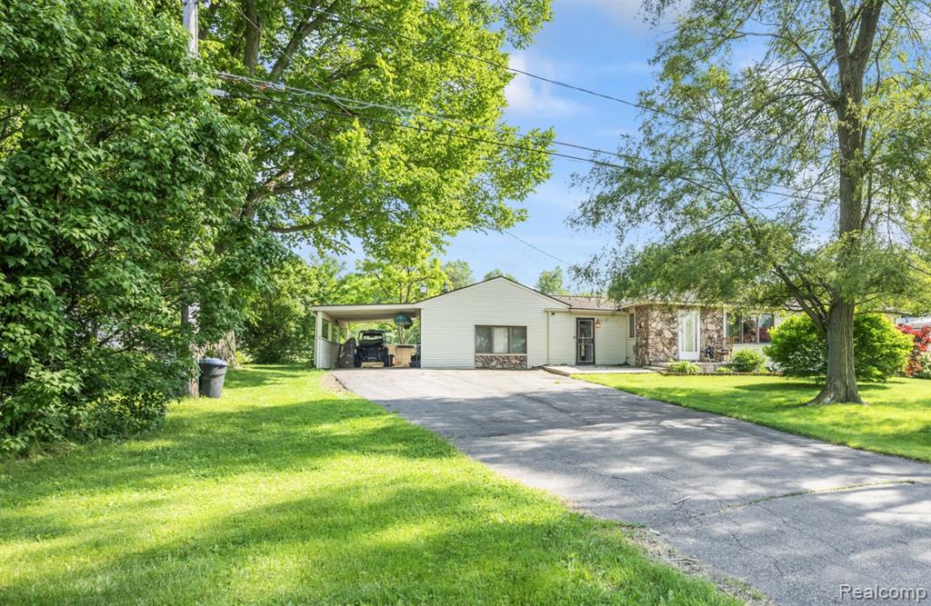 5304 E Frances Road, Mount Morris, MI 48458 — Photo 5