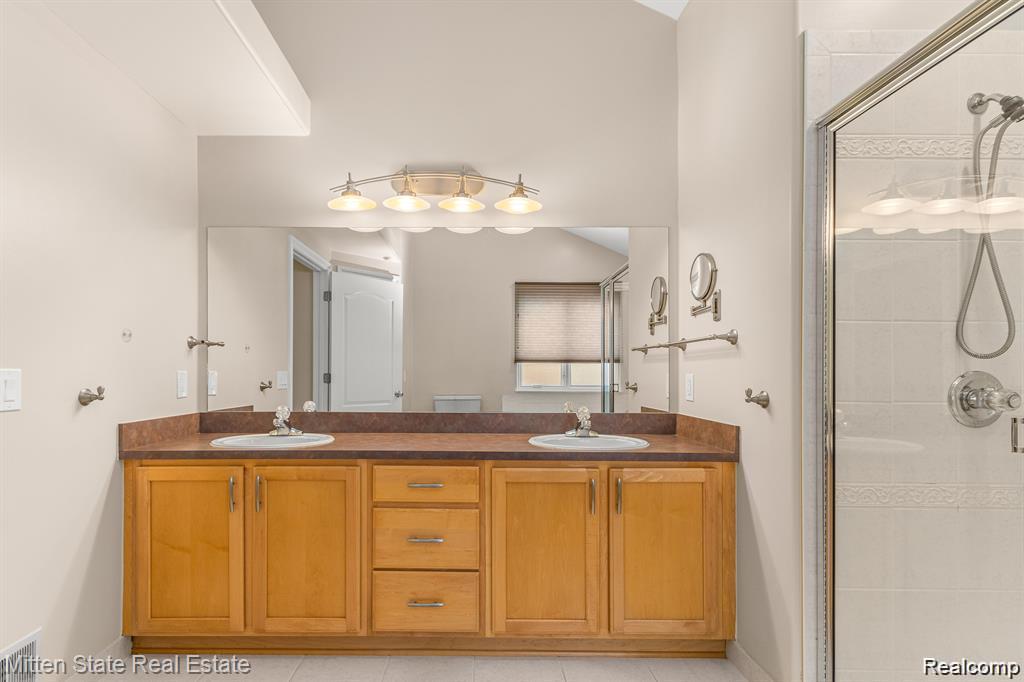 21254 Clayton Drive, Macomb, MI 48044 — Photo 30