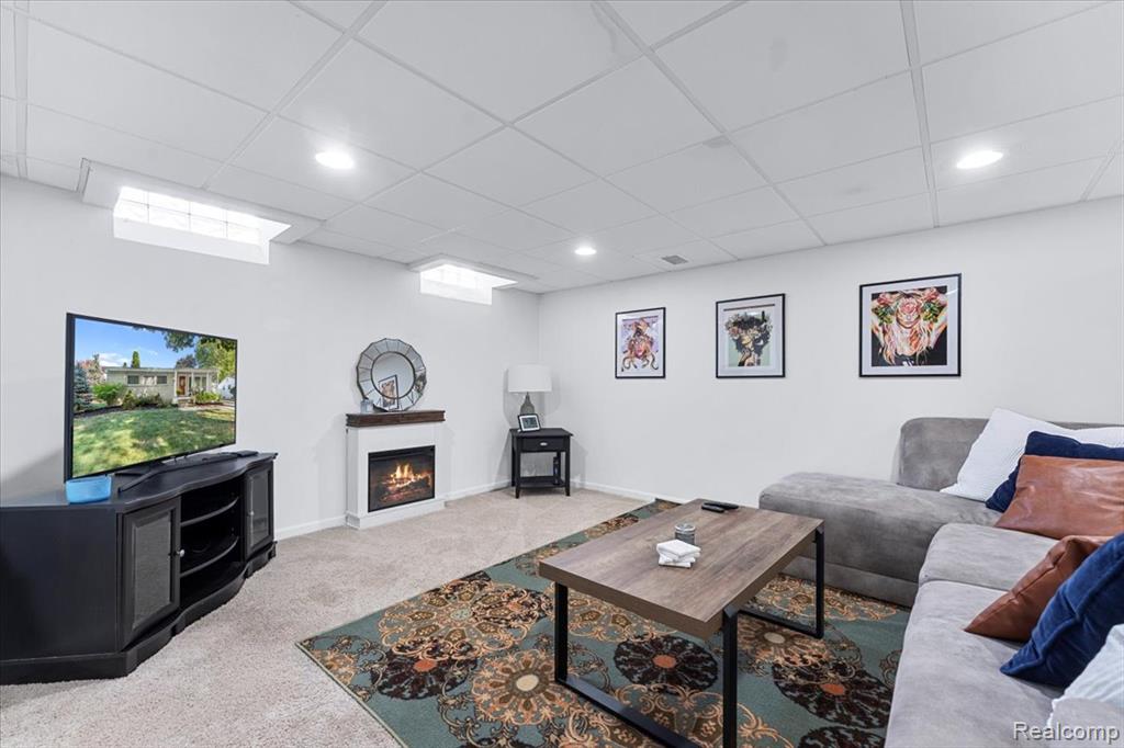 500 Provincetown Lane, Plymouth, MI 48170 — Photo 18