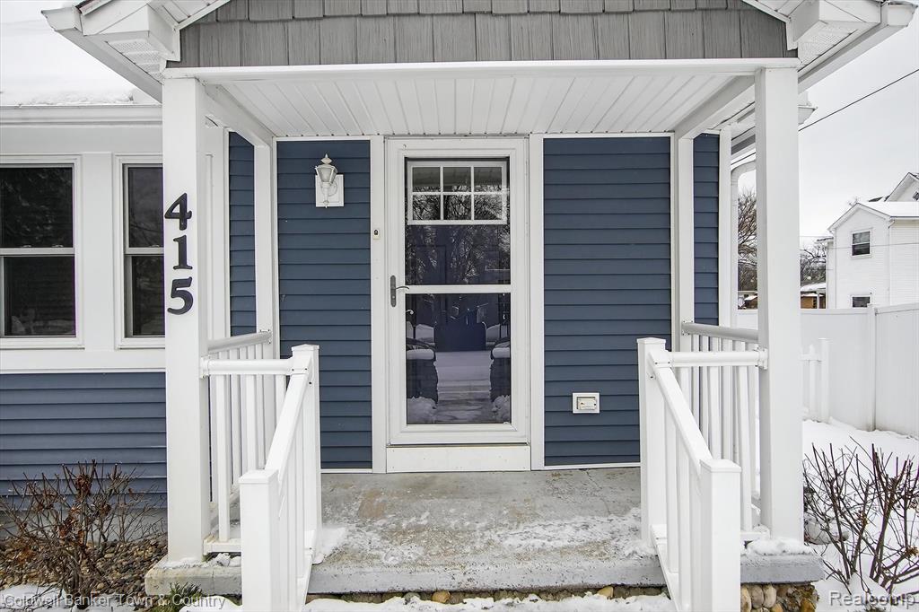 415 Putnam Street, Pinckney, MI 48169 — Photo 3