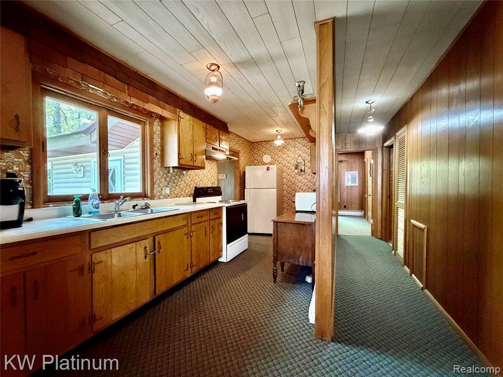 7050 Valley Lane, Atlanta, MI 49709 — Photo 6