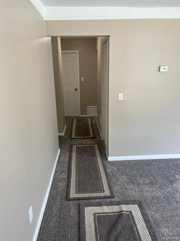 8476 ORCHARD Avenue, Warren, MI 48089 — Photo 12